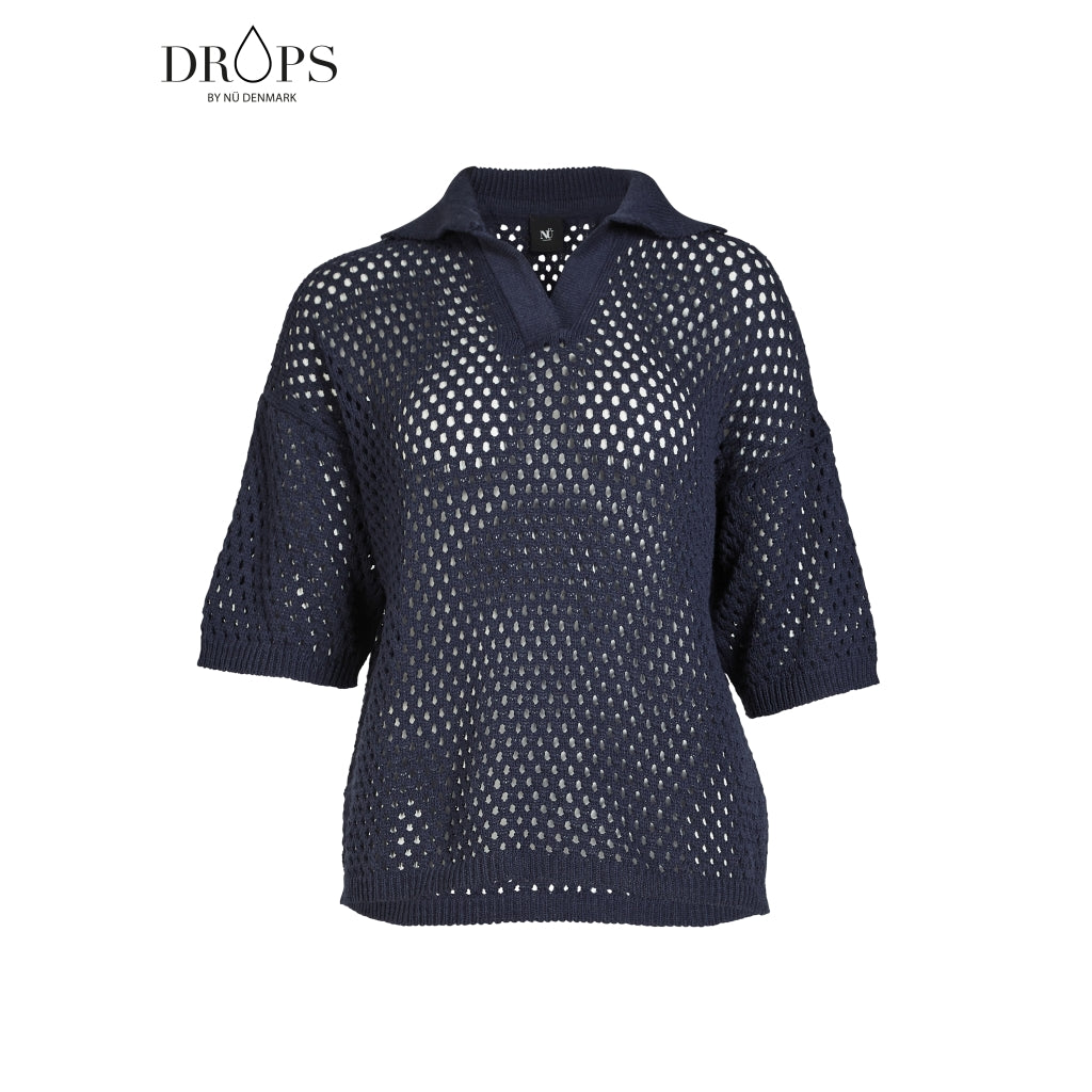 kortærmet blå strikbluse med krave, v-hals og et hullet design. NÜ Yadira blouse knit Navy