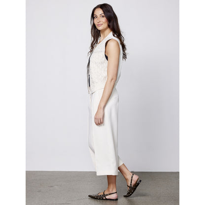 NÜ Alina Shorts | 110 Creme