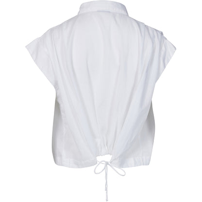 ryggen af kort hvid skjorte t-shirt med justerbar snøre. NÜ Zelma Shirt Creme