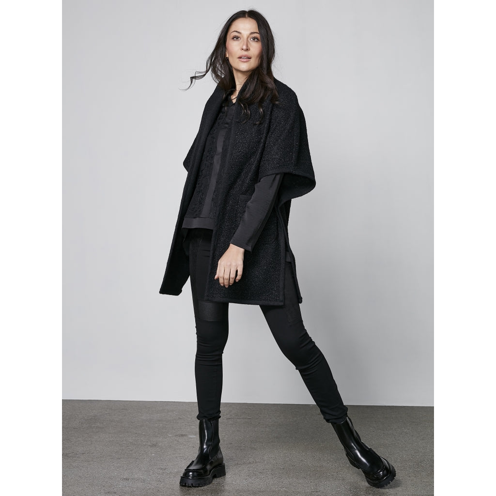 NÜ Aria vest |  Black