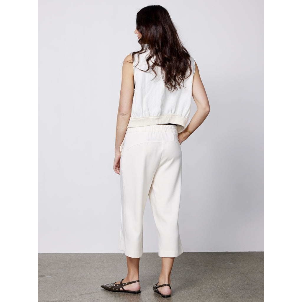 NÜ Alina Shorts | 110 Creme