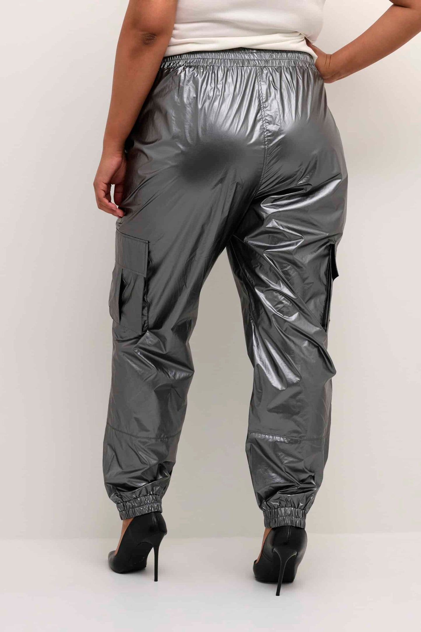 Kaffe Curve Grey Trousers | KCshenna Cargo Pants