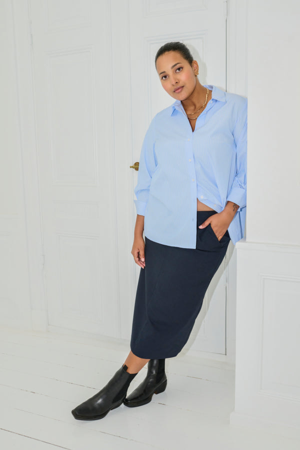 Kaffe Curve mørkeblå lang nederdel KCsakira Long Skirt Midnight Marine