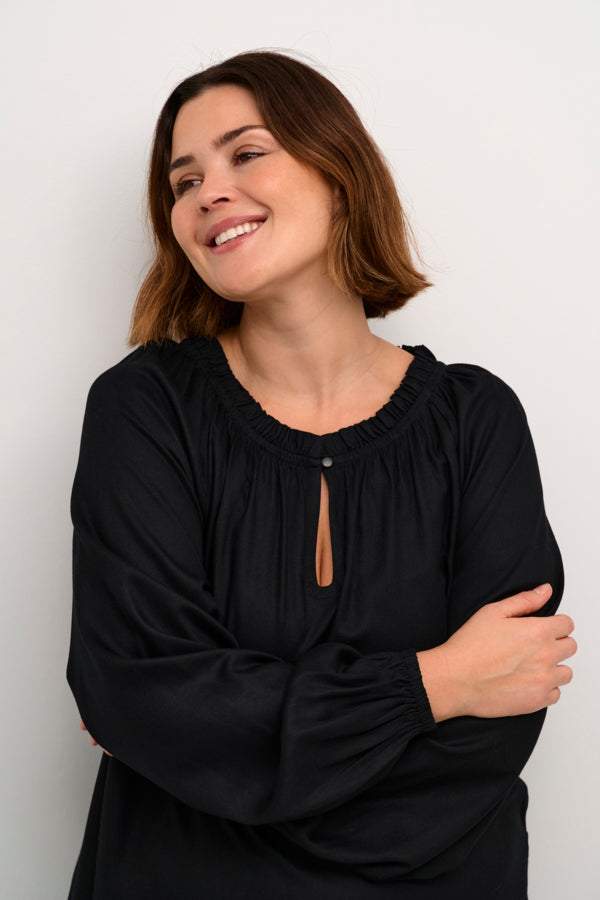 Kaffe Curve Black Deep KCjane Dress kort sort kjole løstsiddende