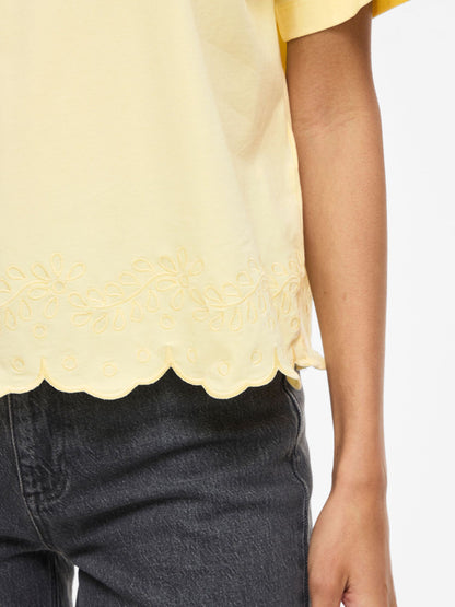 VINORANI EMB O-NECK S/S T-SHIRT - Yellow