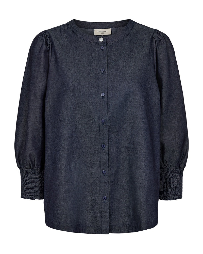 Freequent FQABY-SHIRT Dark Blue mørkeblå bluse med knappelukning og elastikærmer