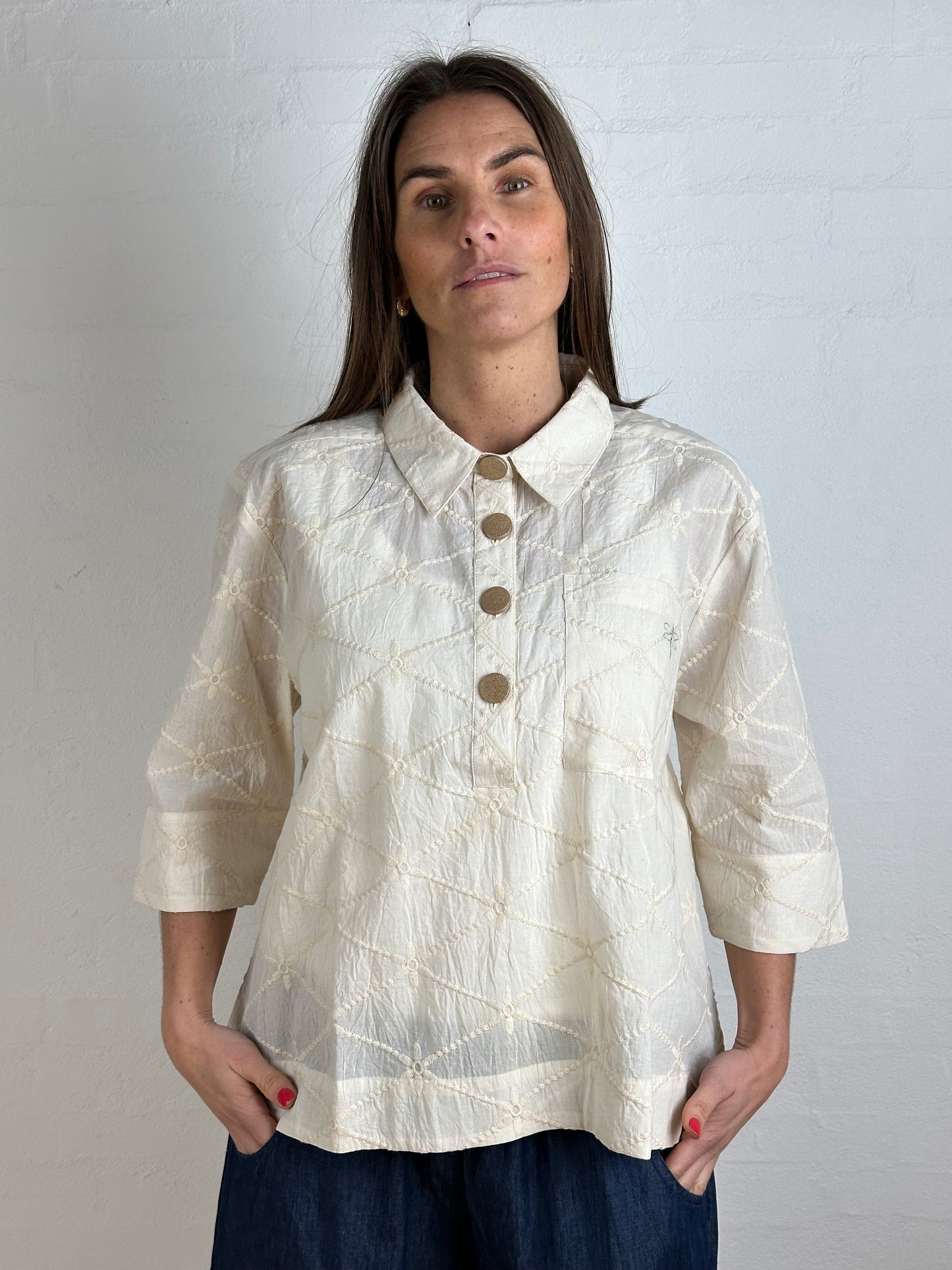 Porto Broderie Anglaise – Wollweiß