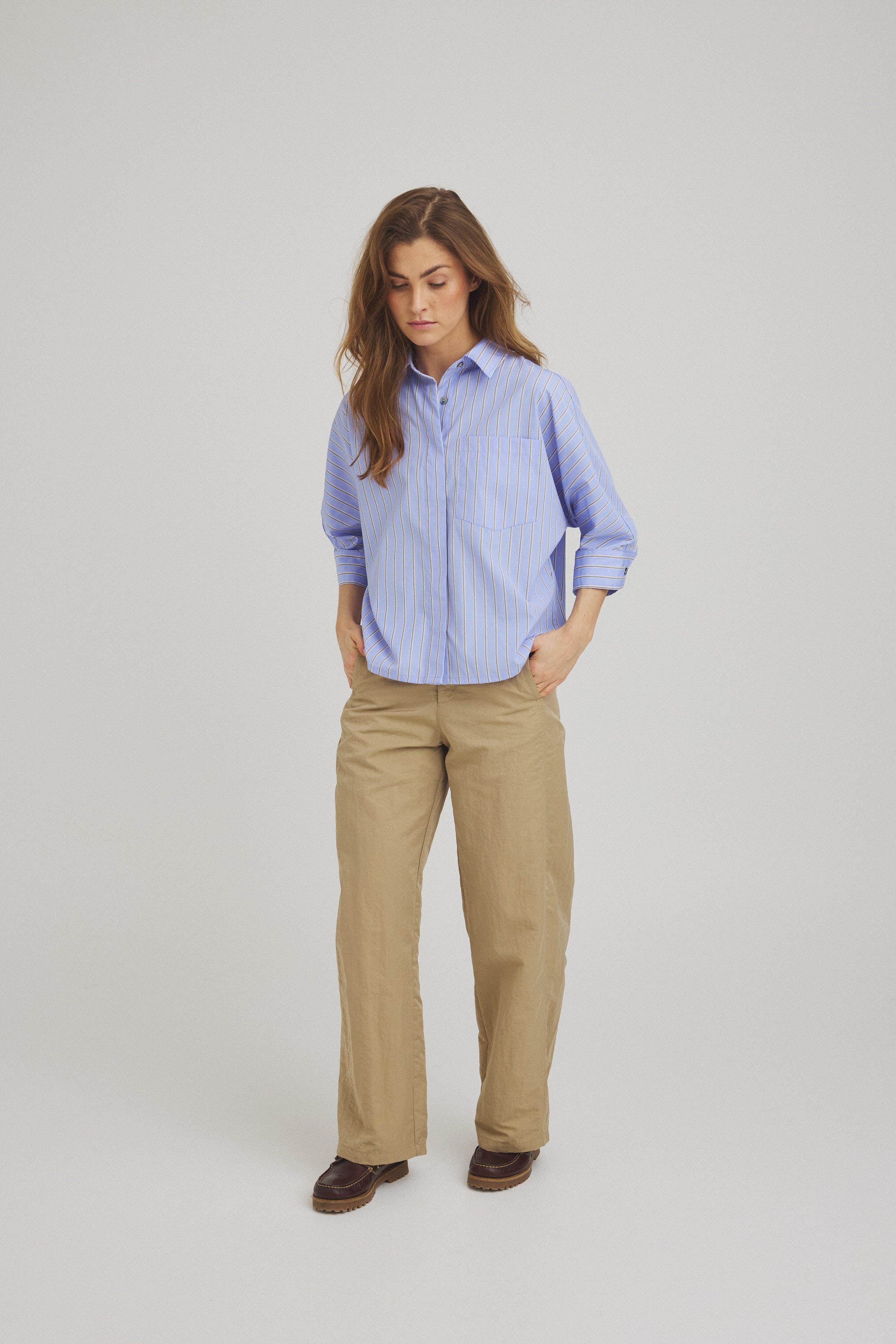 LUXZUZ // ONE TWO Sylvie Pant gylden