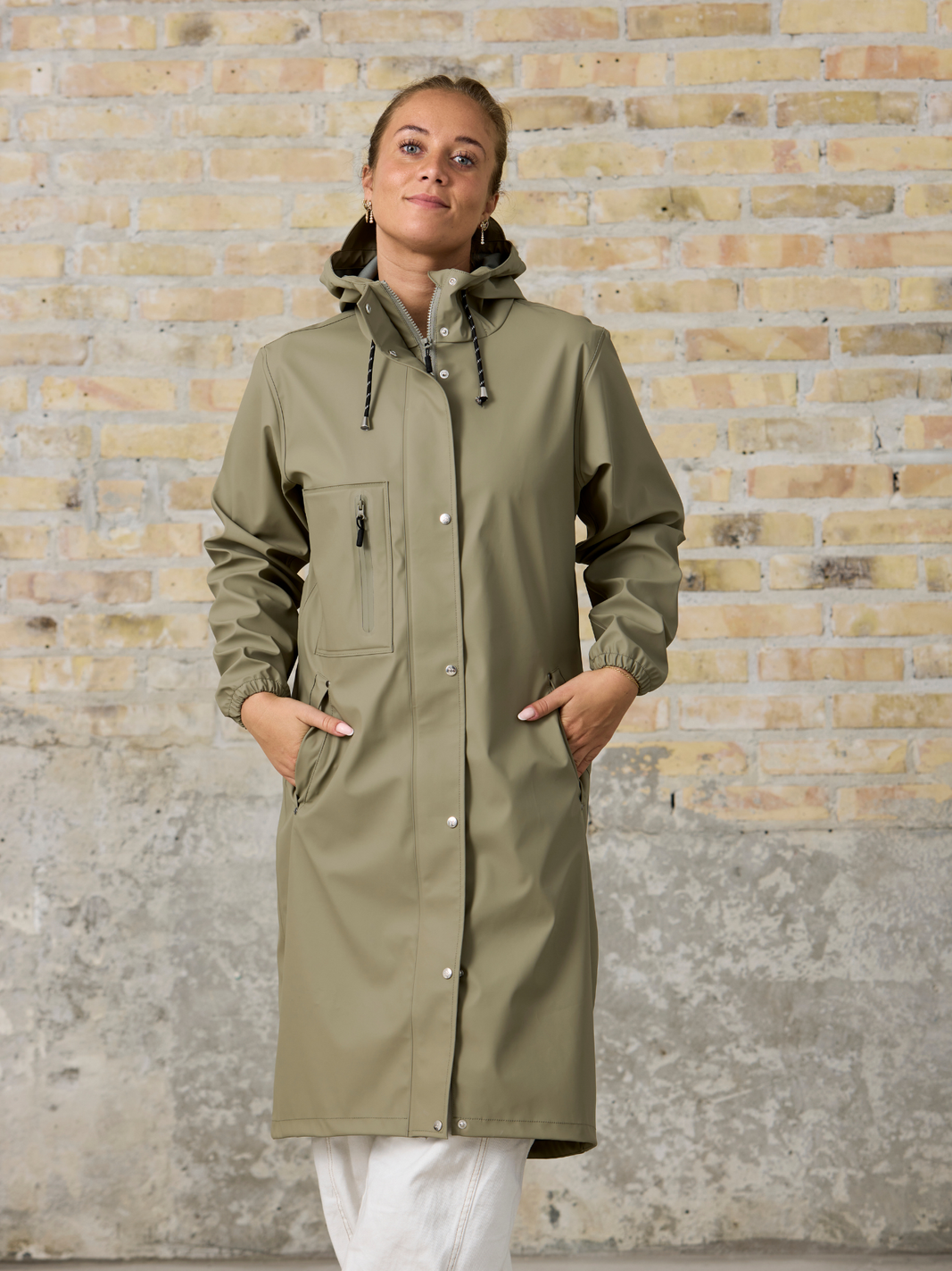 Kopenhaken - Berlin rainjacket ss26 - VETIVER