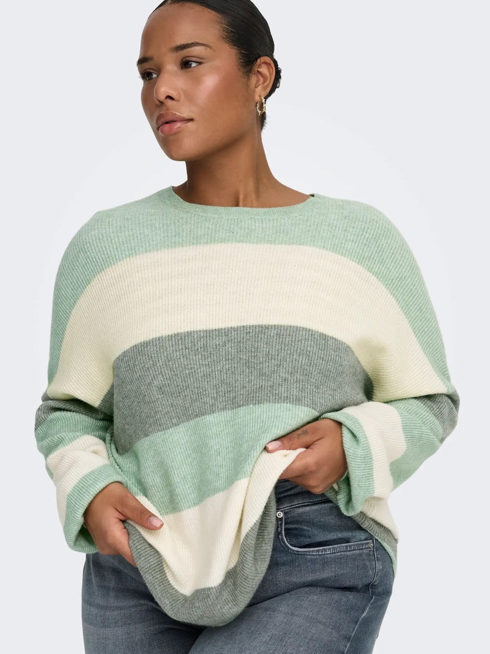 stribede striktrøje i grøn ONLY Carmakoma CARATIA Stripe Pullov green