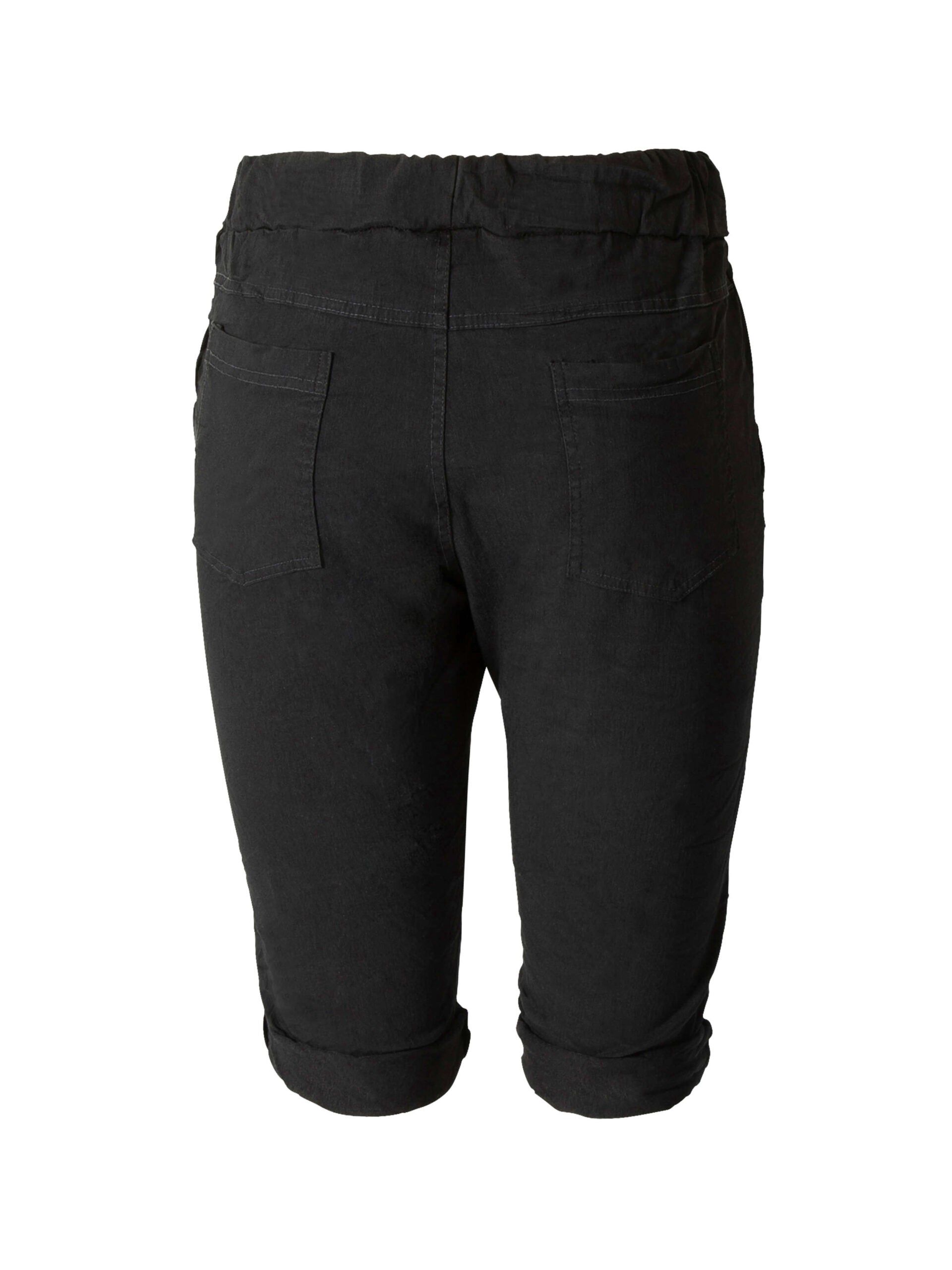 baglommer på sorte capri shorts med elastik og bindebånd. NÜ Uta Capri Shorts Black