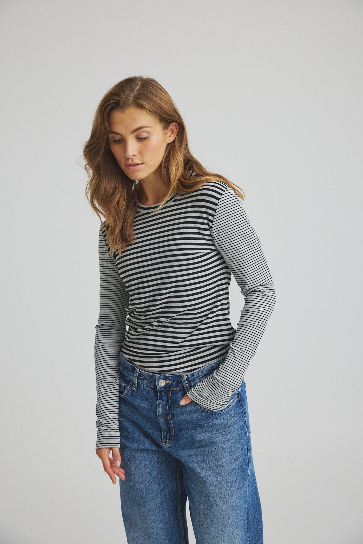 Luxzuz One Two - Zegzag Stripe T-shirt Black