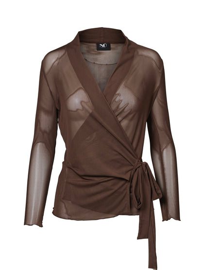 bun mesh cardigan bluse med bindebånd i siden. NÜ Vinja Wrap Cardigan RECYCLED Dark Brown