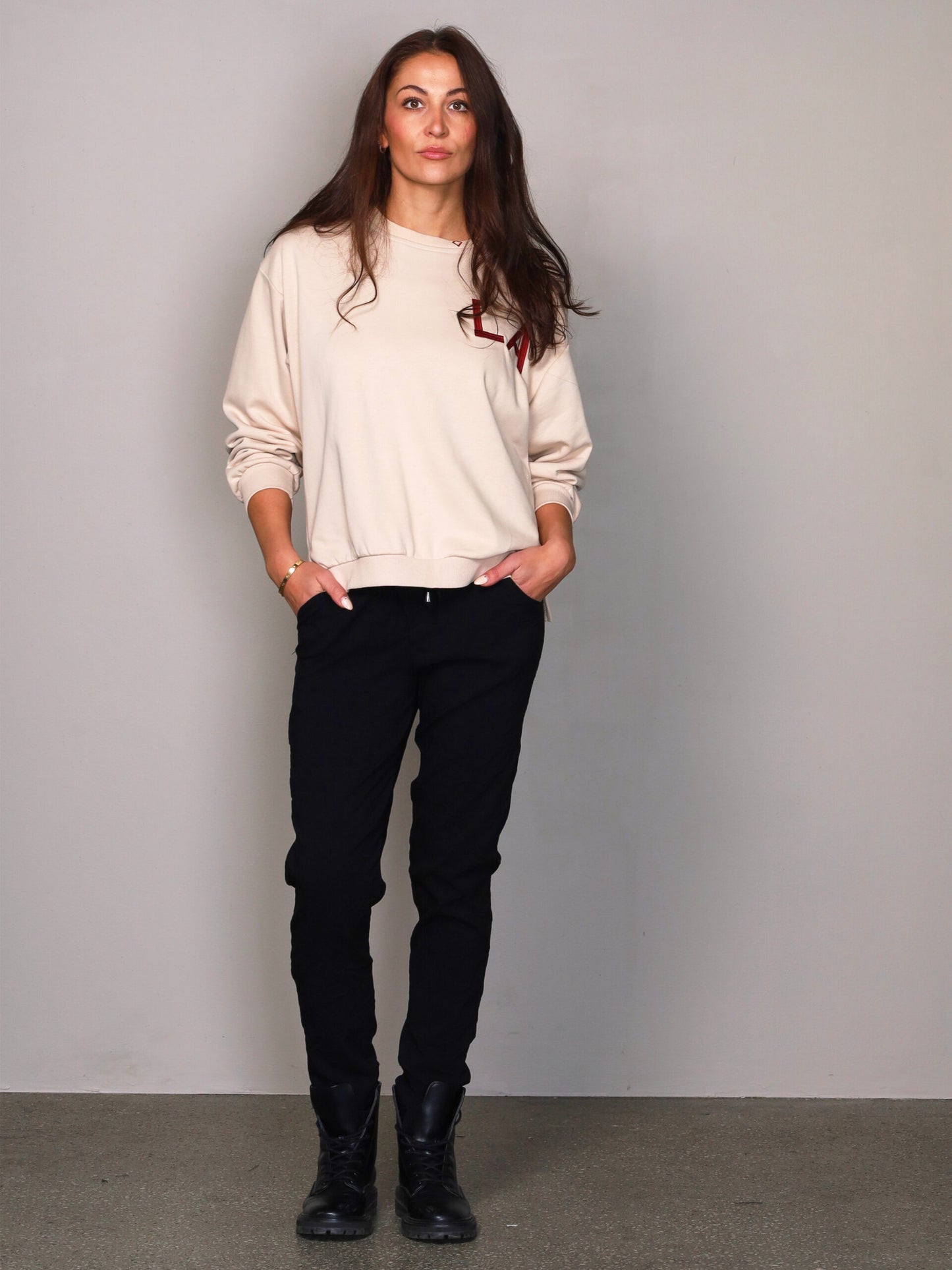 NÜ 125 Beige Vivienne Sweatshirt | 8171-40