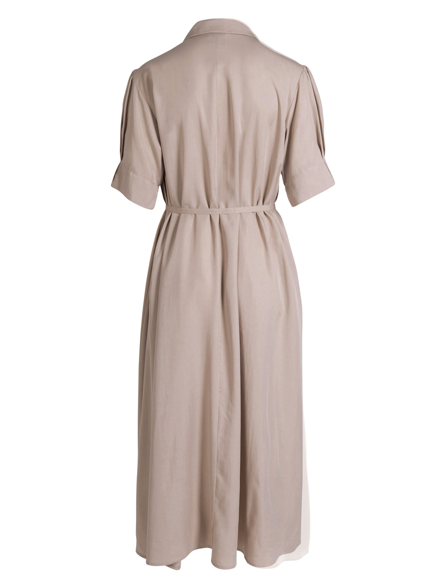 ryggen af kortærmet beige kjole med krave, diskret knaplukning og bindebånd i taljen. NÜ Ymke Dress-6 Seasand 8327-26