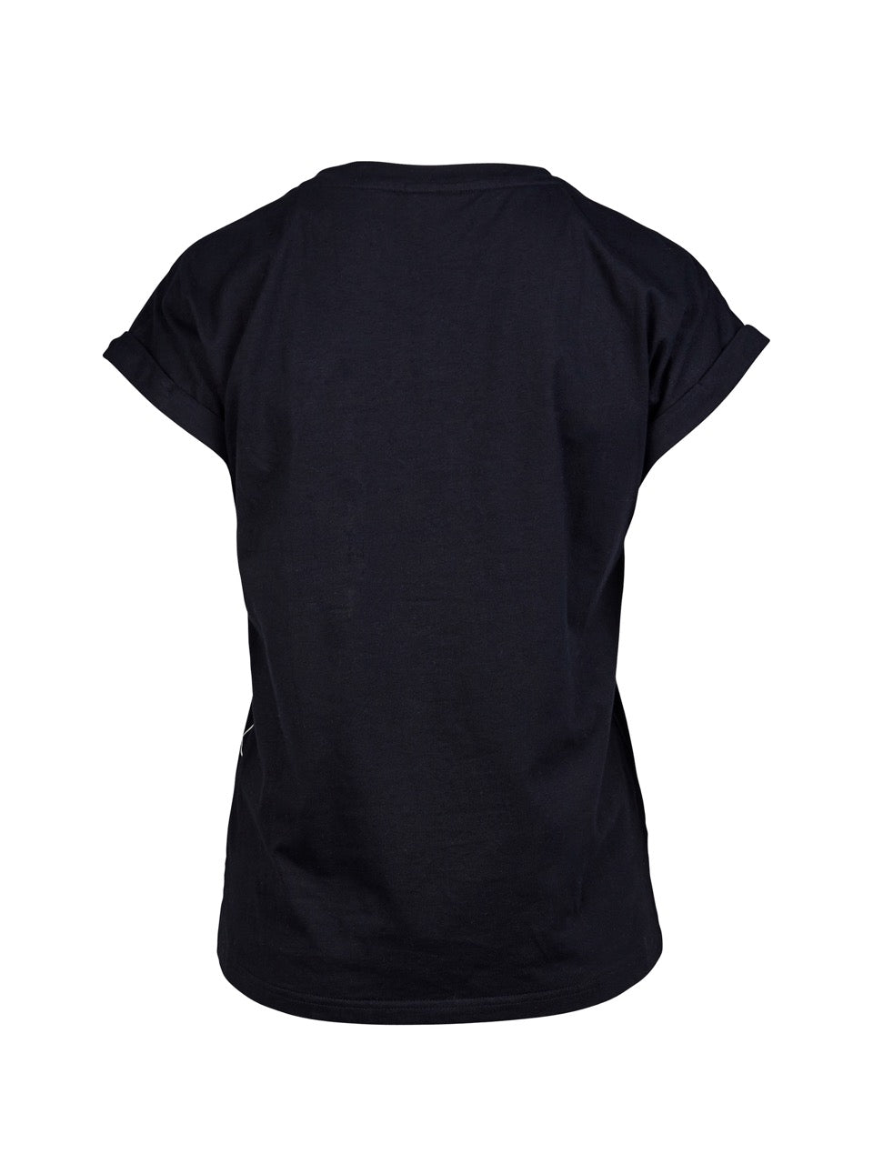 ryggen af sort t-shirt med rund hals og print foran. NÜ Yanisa Tee PHOTO Black 8350-52