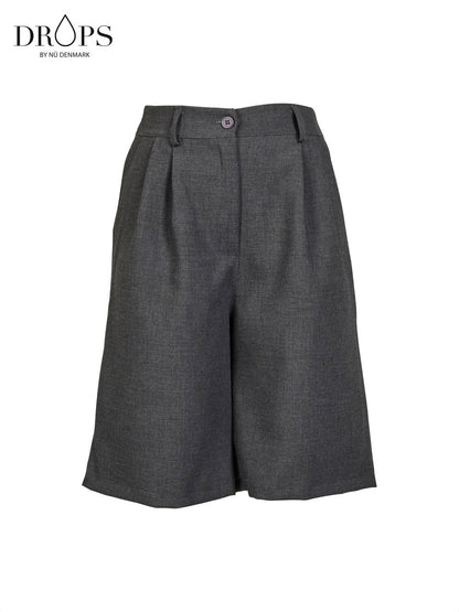 lange grå shorts med elastik i taljen NÜ Yrisa Bermuda Shorts grey