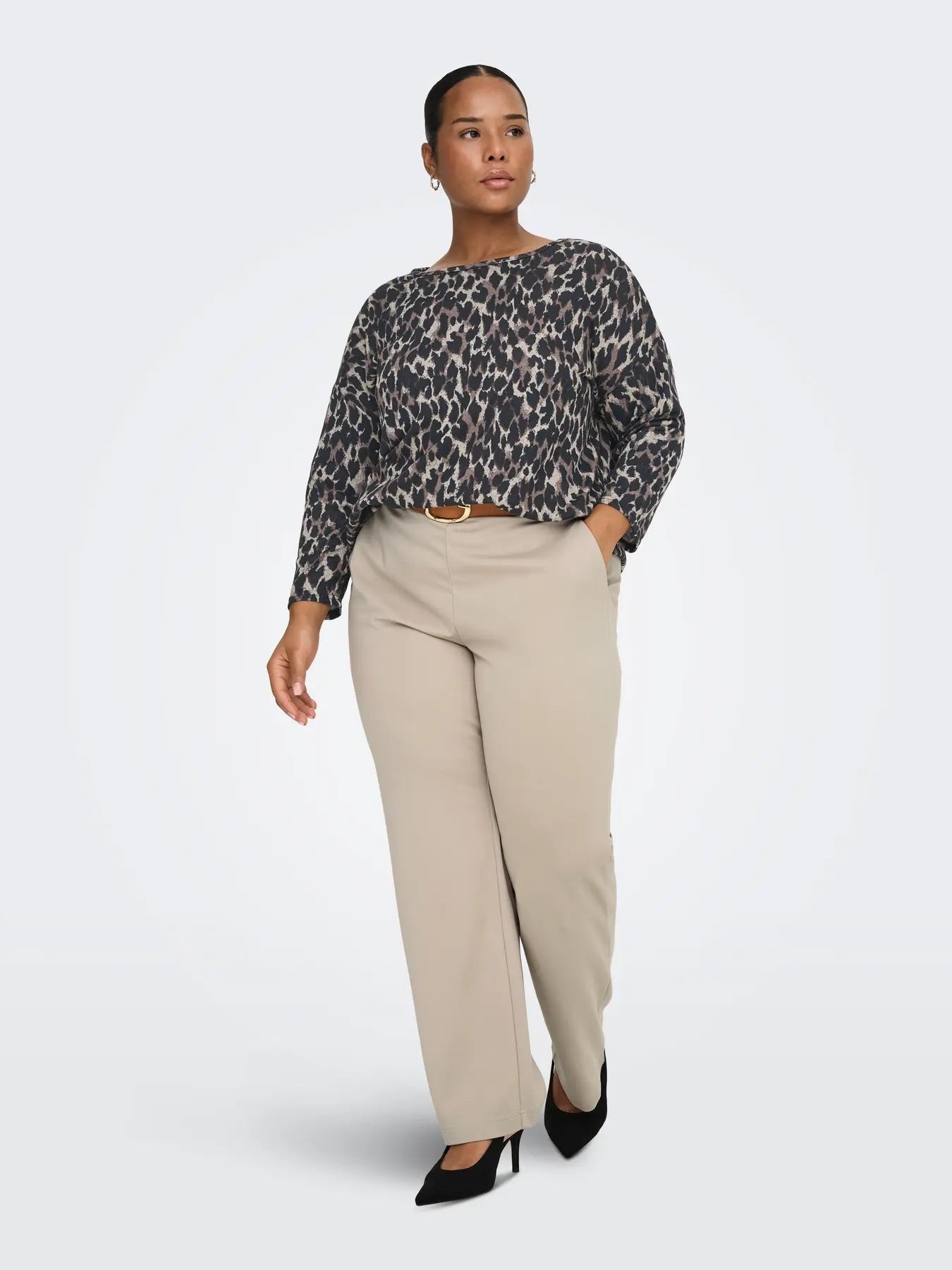beige bukser ONLY Carmakoma CARGOLDTRASH Straight Pant Pure Cashmere