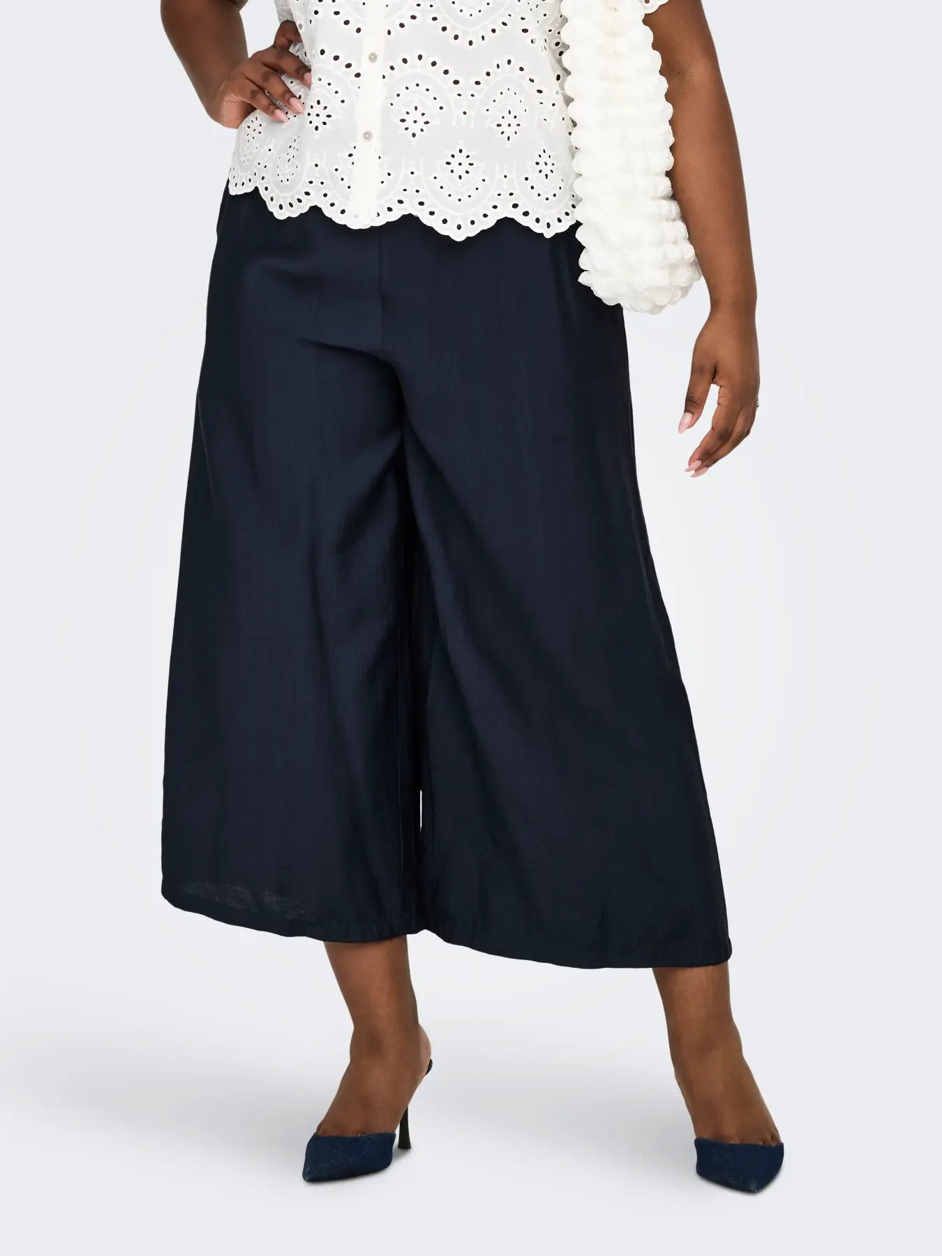 CARJOANNA CALF SKIRT PANT WVN – Navy Blazer