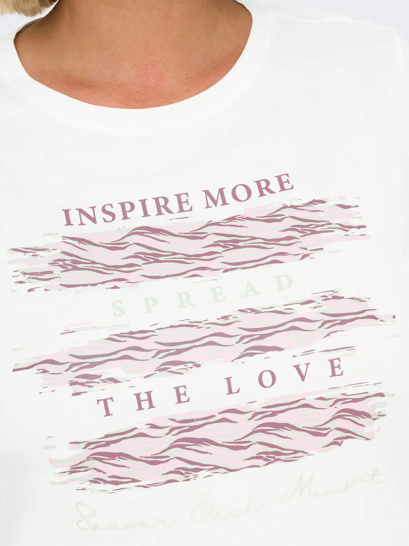 ONLY Carmakoma CARCRUZ T-shirt | Cloud Dancer/ Zebra