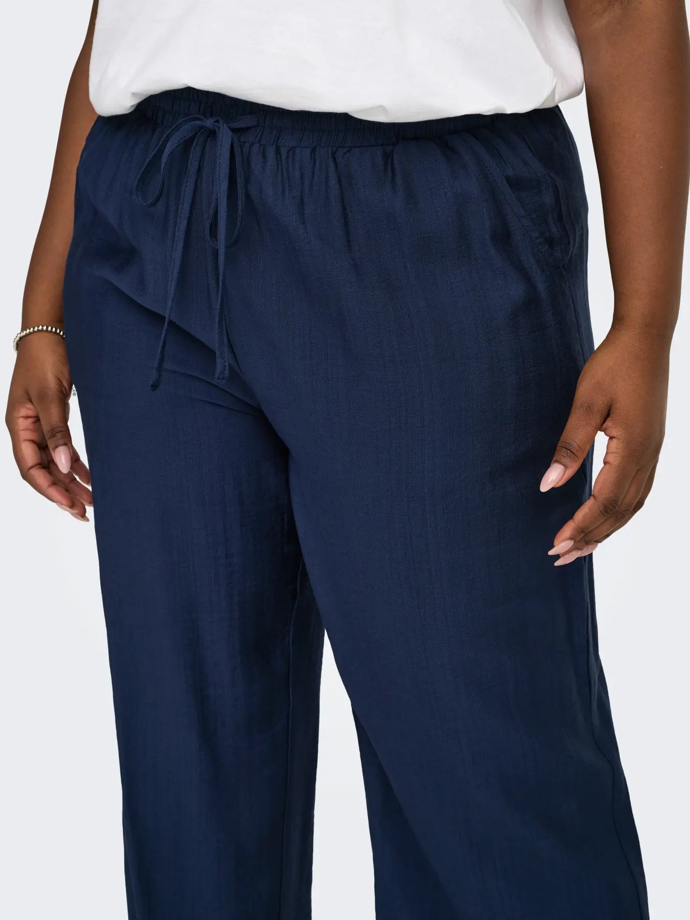 ONLY Carmakoma CARSANDY HW PANTS TLR | Navy Blazer