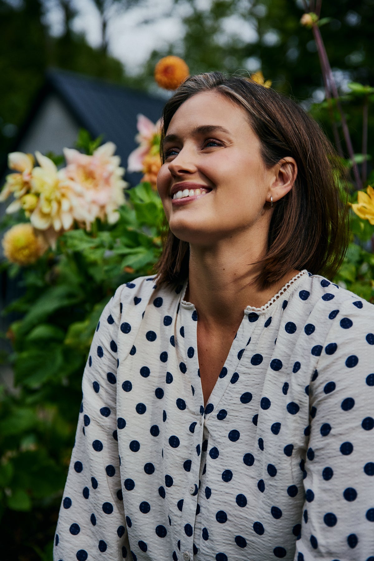 FQALMA-BLOUSE - MOONBEAM W. NAVY BLAZER