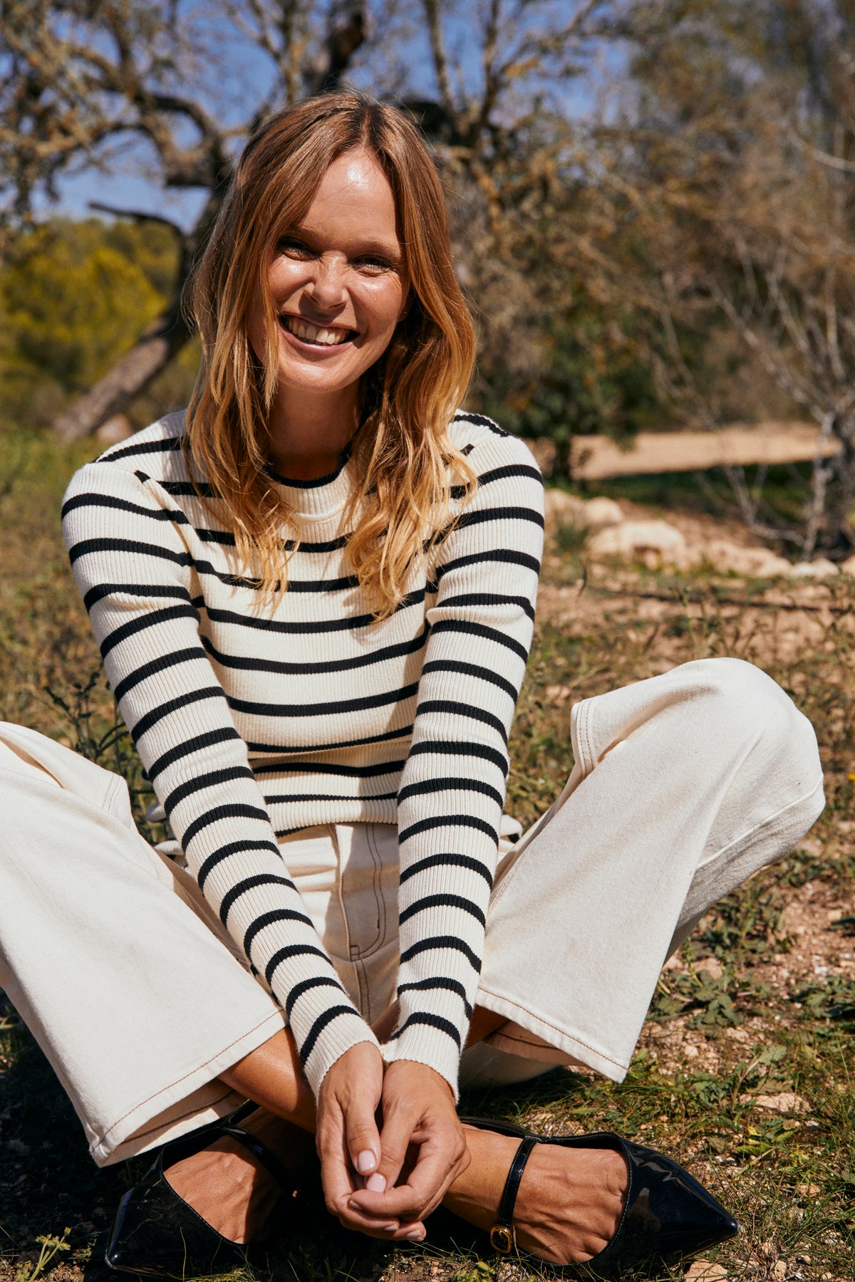 Freequent Tofu w. Black PULLOVER | FQMANDY-PULLOVER