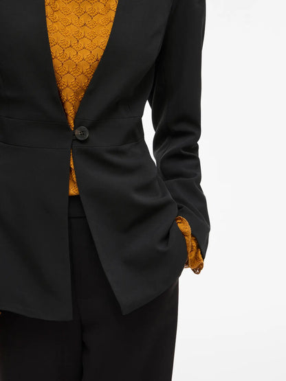 VILA VIRASA L/S SINCHED WAIST BLAZER | Black