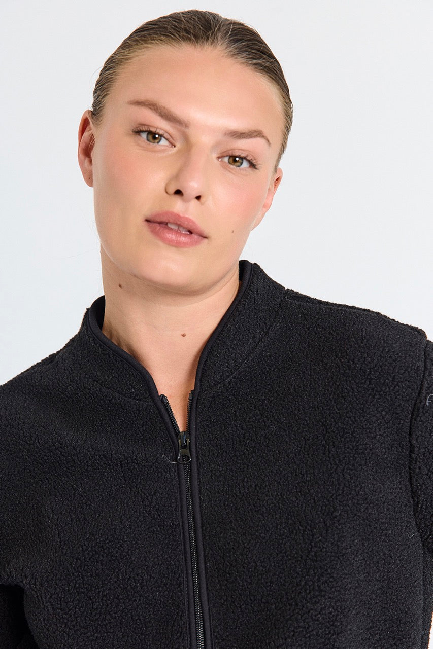 sort plys jakke i teddy kvalitet. Freequent FQTEDDY-JACKET | Black