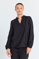 model med sort bluse Freequent FQANTINA-BLOUSE Black