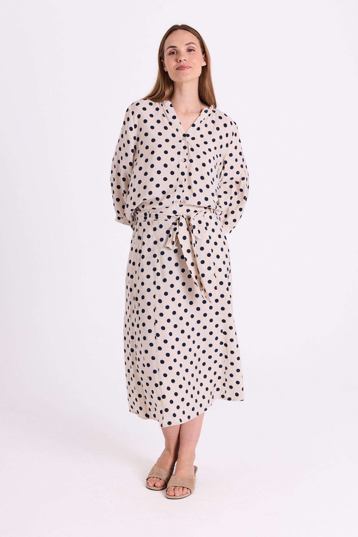 FQALMA-SKIRT - Moonbeam mit Navy Blazer