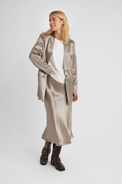 Freequent Desert Taupe Metallic INDOOR JACKETS | FQSATIN-BLAZER