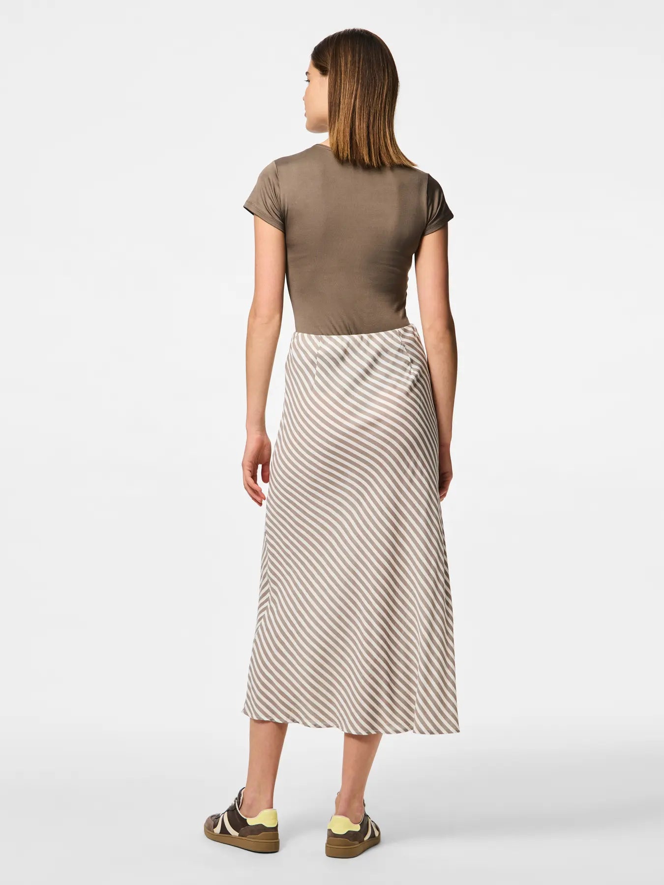 PIECES PCNYA Long Skirt | Moon Rock Cloud Dancer