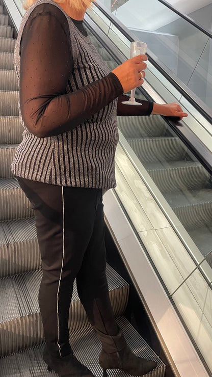 Janni i sorte leggings med sølvstribe i siden ra ONLY Carmakoma Black SILVER LUREX Leggings CARTIA PARTY ELA LEGGING JRS PNT