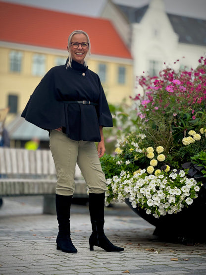 MIND by lene brun poncho med bælte