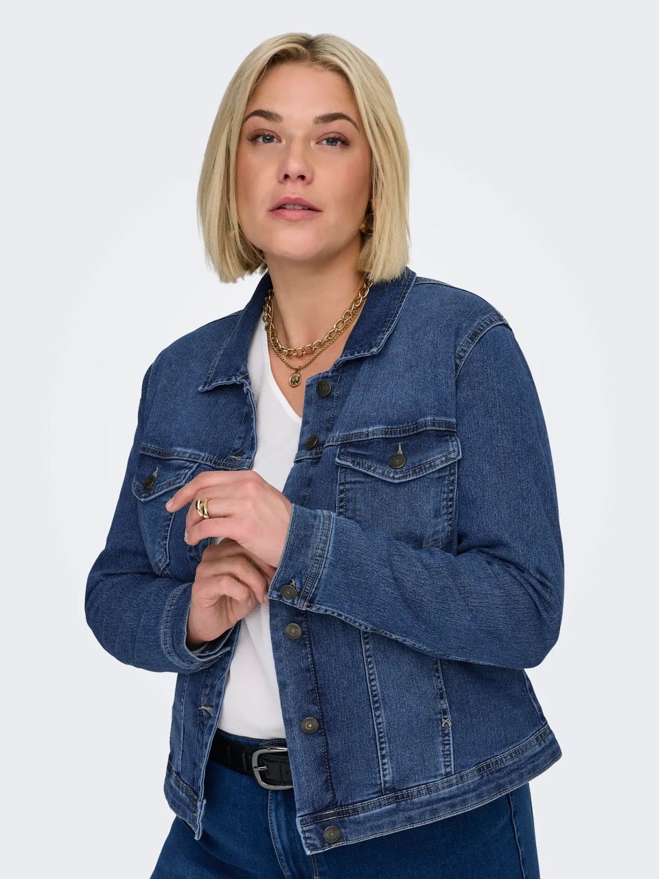 kort blå denimjakke ONLY Carmakoma CARWESPA DENIM JACKET Medium Blue Denim