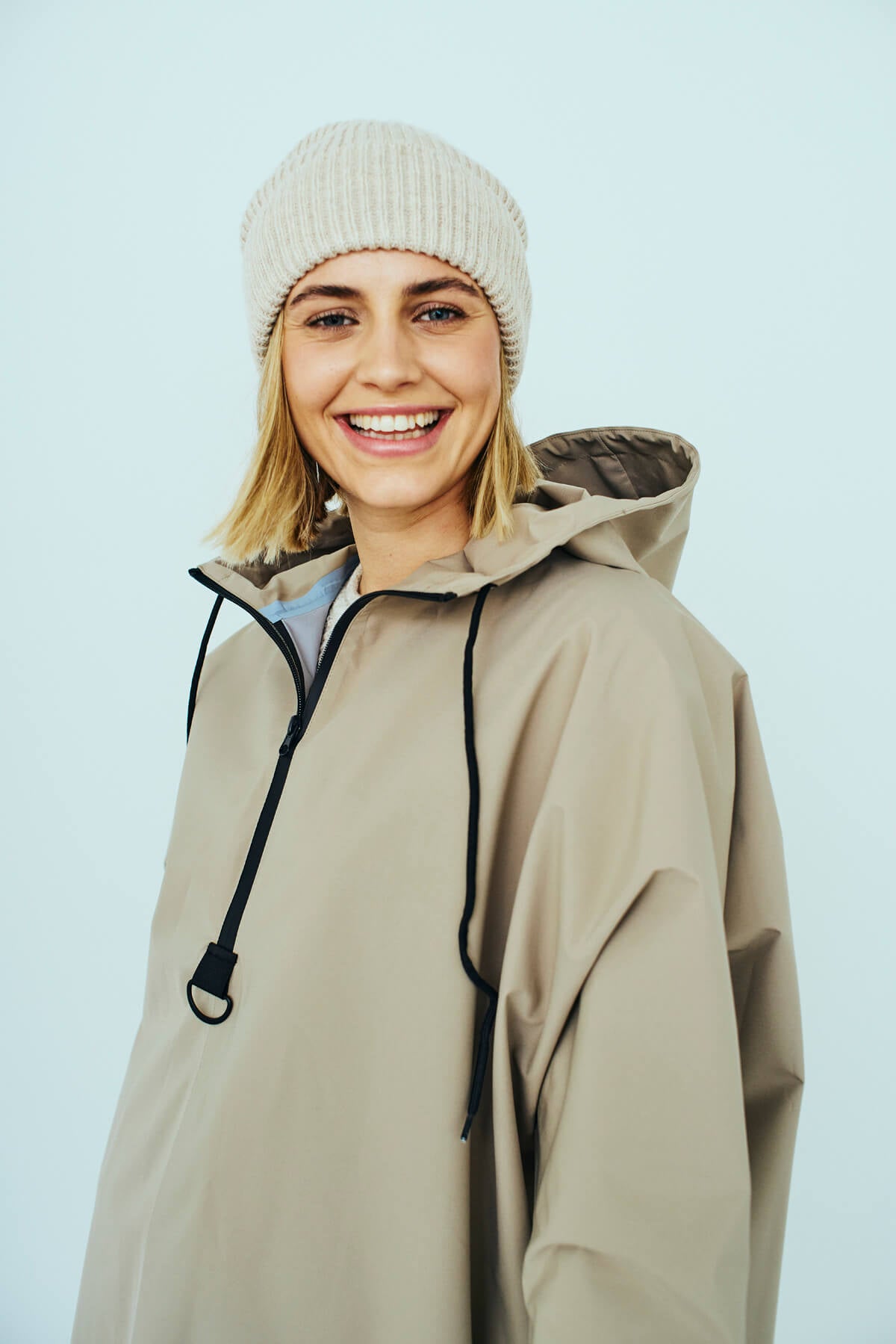 hætte på beige vandtæt poncho Freequent FQMOW-PONCHO Silver Mink