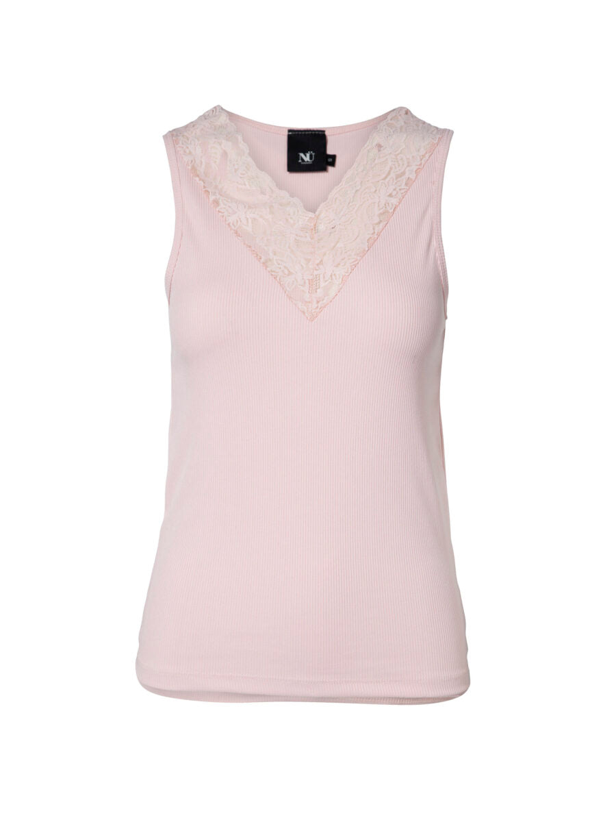 Nü Luna Top rose lyserød forfra med blondetaljer