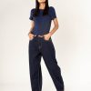 MIND by lene – Barrel jeans i mørkeblå