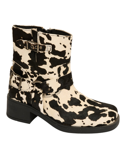 bikerstøvle med spænder og lynlås i siden samt komønster. Tim & Simonsen Lora Biker boot Cow Hair on Black