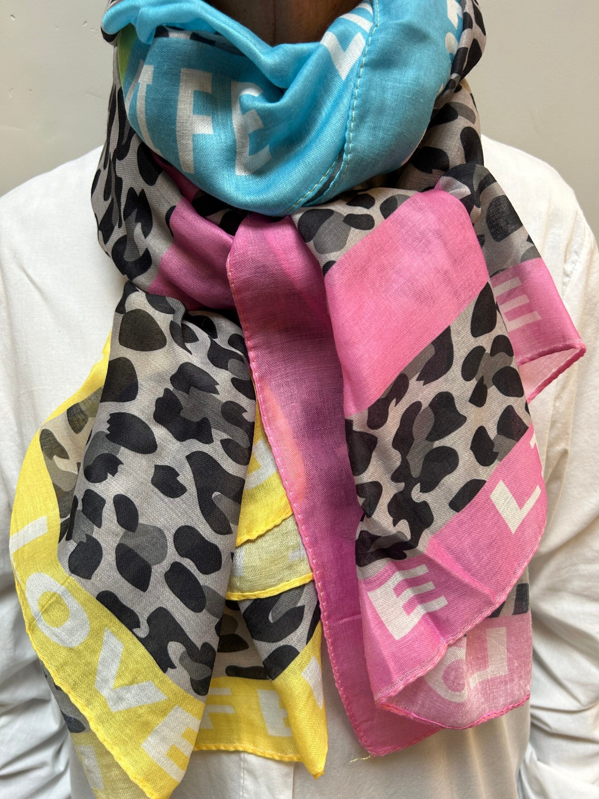 THREE M Multicolor/Leo Tørklæde | 2083