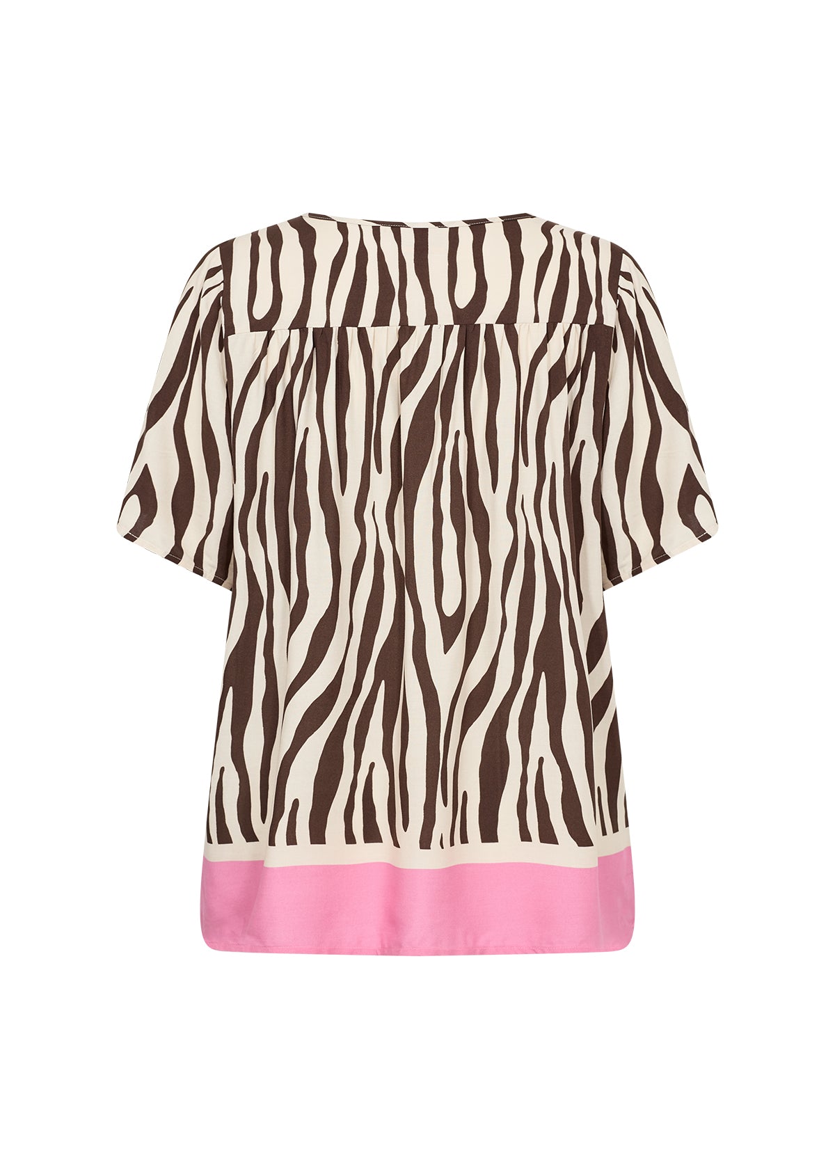 ryggen af kortærmet mønstret t-shirt med zebraprint og en pink kant forneden. Wasabi WA-MANDIE 1 T-shirt Hot Fudge Combi