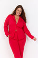 plussize klassisk rød blazer med to knapper foran. Wasabi WA-SINA 1 LIPSTICK
