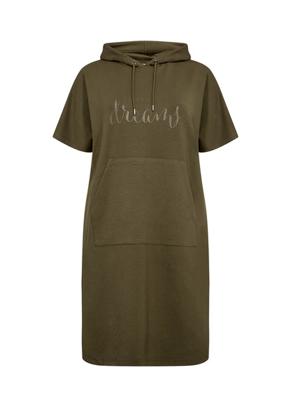 afslappet oliven grøn kjole med hætte og korte ærmer. Wasabi WA-SABINA 52 Kjole Misty Olive