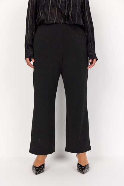 model med glitrende sorte bukser Wasabi WA-SANJA 5 Bukser Black Combi