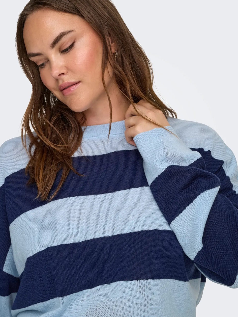 stribet blå strik ONLY Carmakoma CARDERRY Knit Cashmere Blue Naval Academy