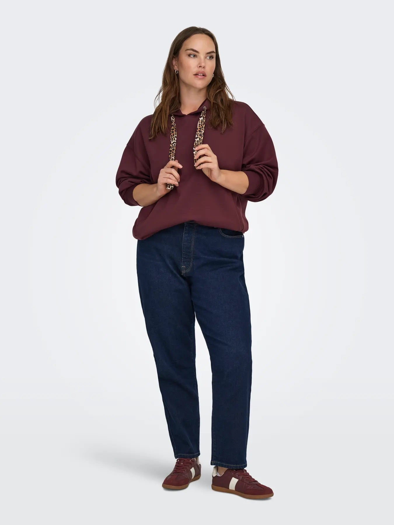 ONLY Carmakoma CARALINA LIFE LEO DETAIL HOOD BOX JRS | Decadent Chocolate Jose leo strings