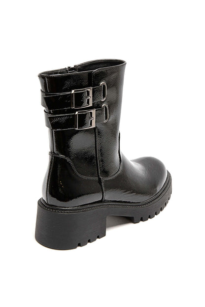 Mind by lene kort lak støvle med spænde  | Sort