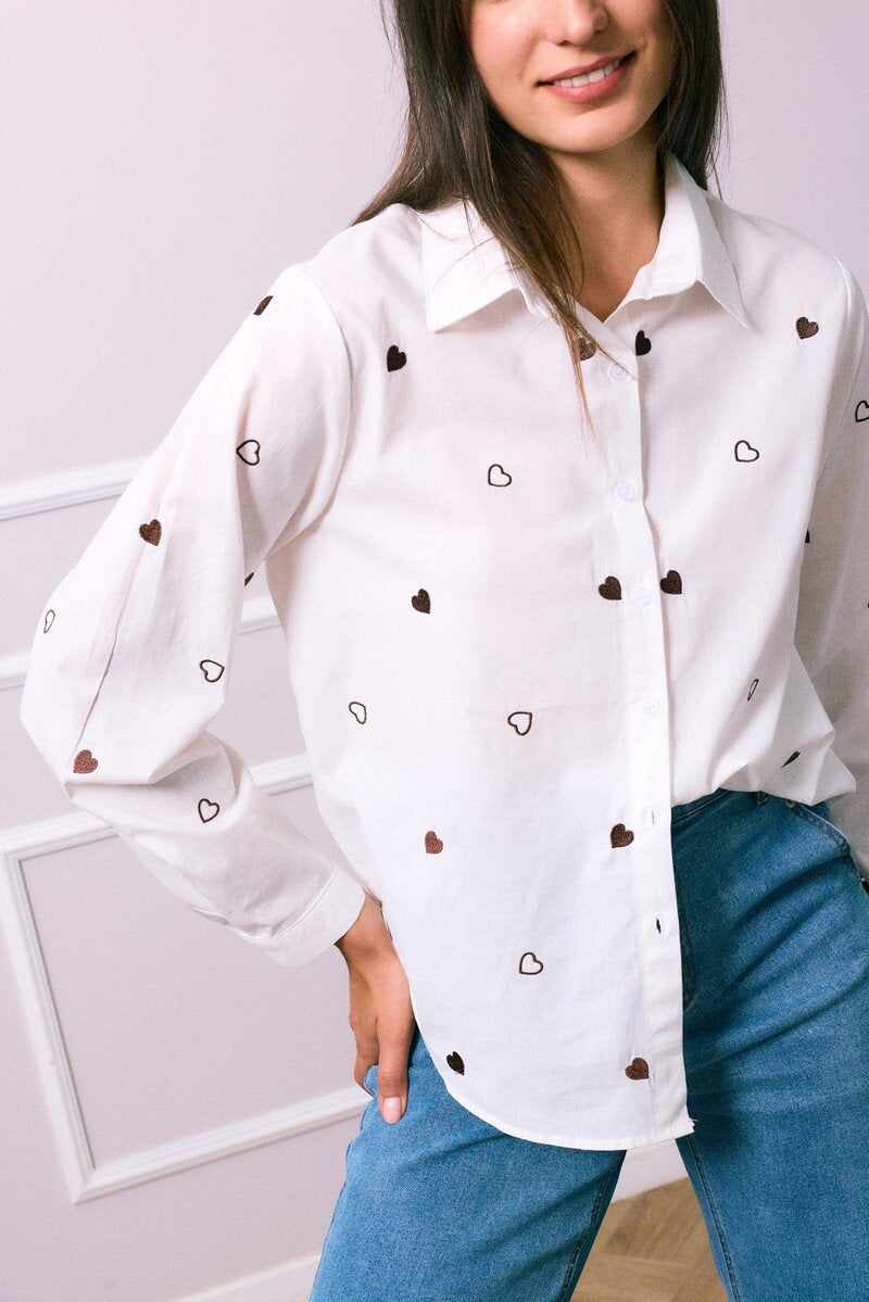 MIND by lene skjorte med brune hjerter | Hvid