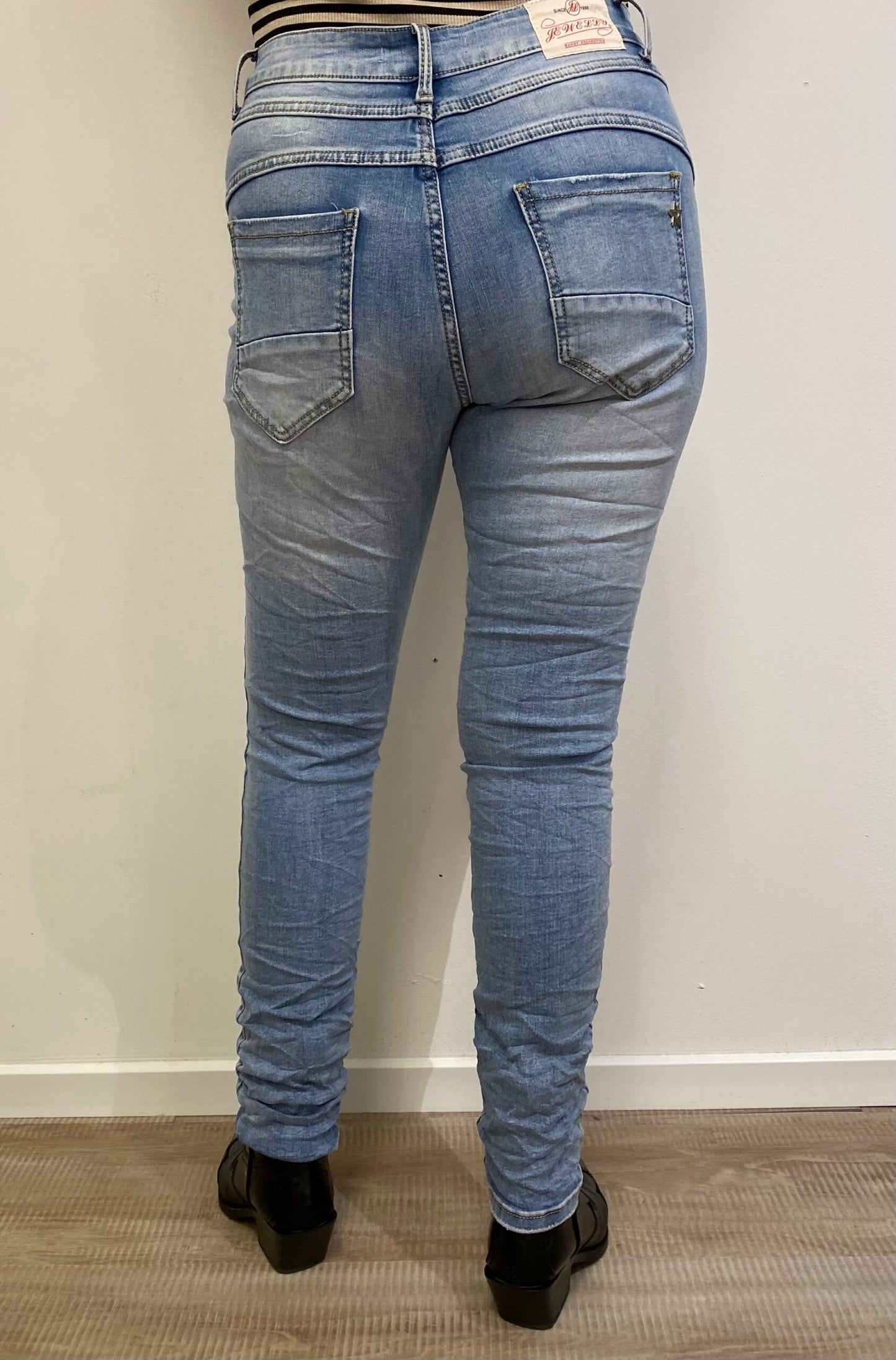 Jewelly jeans med knaplukning | JP2623